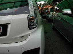 Jual Daihatsu Sirion D 2015 2