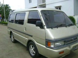 2000 Mazda E2000 dijual 4