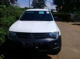 Mitsubishi Triton GLX 4x4 2013 Putih 3