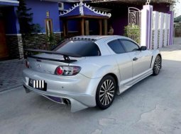 Mazda RX-8 2005 terbaik 7