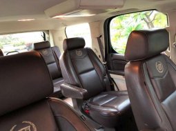 Jual Cadillac Escalade  6.2 PLATINUM EDITION 2011  4