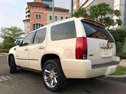 Jual Cadillac Escalade  6.2 PLATINUM EDITION 2011  6