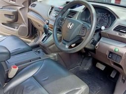 Honda CR-V 2012 terbaik 8