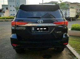 Jual Mobil Toyota Fortuner VRZ 2016 2