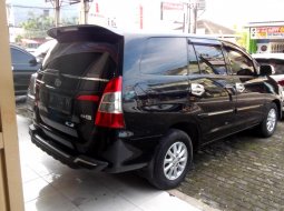 Jual Toyota Kijang Innova 2.5 E 2014 2