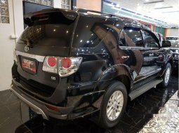 Toyota Fortuner TRD G Luxury 2012 Hitam 2