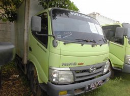 Jual mobil Hino Dutro 2013  2