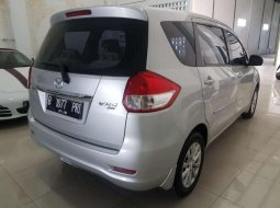 Mazda MPV  2013 Silver 1