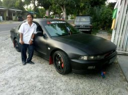 2000 Mitsubishi Galant dijual 2