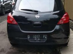 Nissan Latio (1.8) 2009 kondisi terawat 2