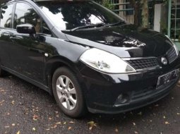 Nissan Latio (1.8) 2009 kondisi terawat 1