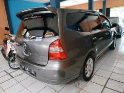 Jual Nissan Grand Livina SV 2011 4