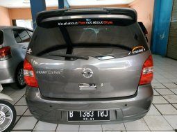 Jual Nissan Grand Livina SV 2011 3