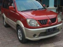 Mitsubishi Kuda Grandia 2005 Merah 6