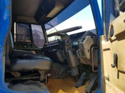 Mitsubishi Fuso  2000 Biru 4