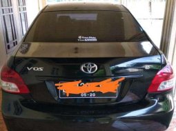 Toyota Limo 2010 terbaik 4