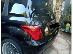 2003 Toyota IST dijual 1