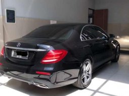 Mercedes-Benz E-Class E 300 2018 harga murah 2