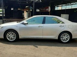 Toyota Camry V 2015 Silver 1