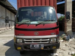 Jual mobil Toyota Dyna 3.7 Manual 2005 1