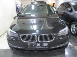 Jual mobil BMW 5 Series 528i Executif 2012 2