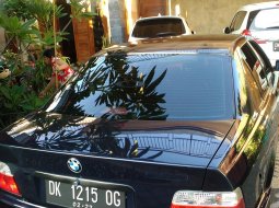 Jual mobil BMW 3 Series 318i 1997 2