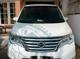 2015 Nissan Serena dijual 2