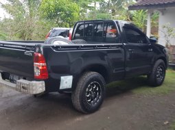 Jual Toyota Hilux 2.5 Diesel NA 2012  4