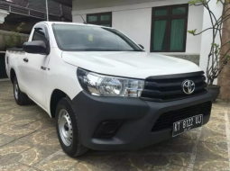 Jual Toyota Hilux S Cab 2016 1