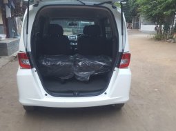 Jual Honda Freed PSD 2015  3