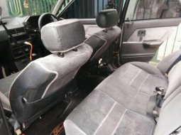 1989 Ford Laser dijual 2