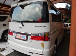 Jual Daihatsu Luxio X 2017 2
