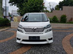 Jual Toyota Vellfire Z 2010 8