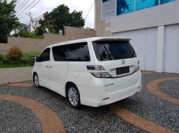 Jual Toyota Vellfire Z 2010 4