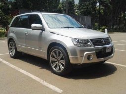 Suzuki Grand Vitara 2 2009 Silver 2