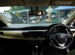 Jual Toyota Corolla Altis V 2014 2