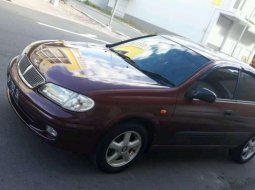 2001 Nissan Sentra dijual 4