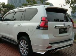 2012 Toyota Land Cruiser dijual 7