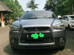 Mitsubishi Outlander  2013 Abu-abu 5