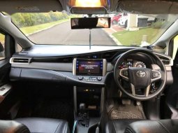 2017 Toyota Kijang Innova dijual 2