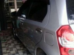 Toyota Etios 2014 terbaik 8