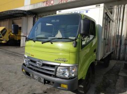 Jual Mobil Hino Dutro 2011 3