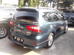 Jual Nissan Grand Livina Highway Star 2013 2