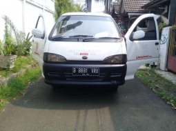 Daihatsu Espass  2002 Putih 1