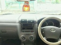 Jual Toyota Avanza G 2005 mobil bekas murah  6