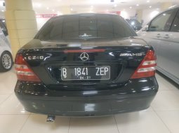 Jual mobil Mercedes-Benz C-Class C 240 2005  3