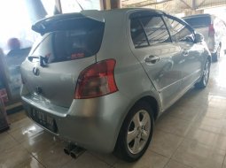 Jual mobil bekas Toyota Yaris J 2008 3