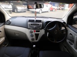 Jual Daihatsu Sirion D 2013 mobil bekas murah 2