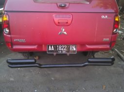 Jual Mitsubishi L200 Strada GLS 2010 mobil bekas murah 2