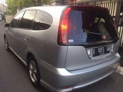 Honda Stream 2004 terbaik 5